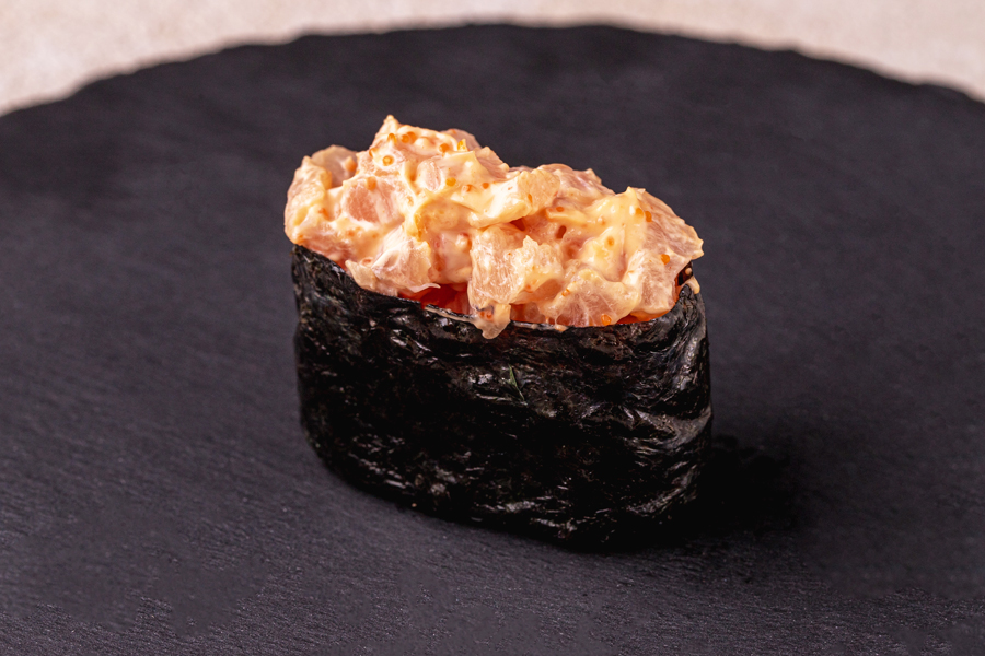 Суши острый цыпленок